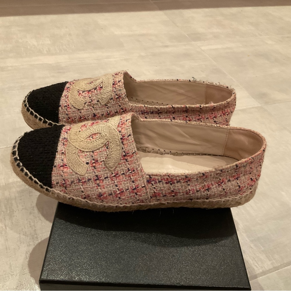 Chanel espadrilles - Picture 3 of 7